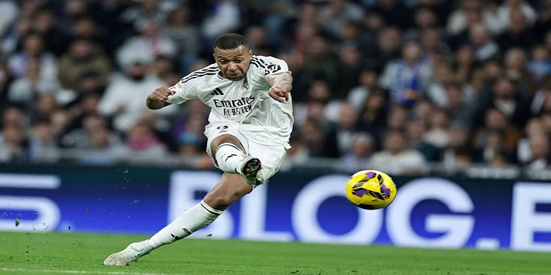 Xu hướng ghi bàn từ xa trong kỷ nguyên bóng đá hiện đại